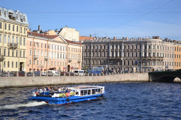 圣彼得堡河道堤防 — 图库照片
