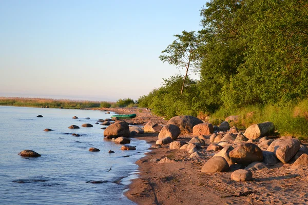 Ufer des Ladoga-Sees am frühen Morgen — Stockfoto