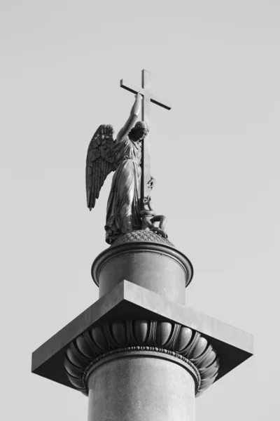 Ангел на вершине колонны Александра — стоковое фото