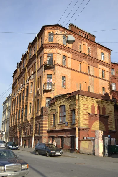 Antigua casa en San Petersburgo — Foto de Stock