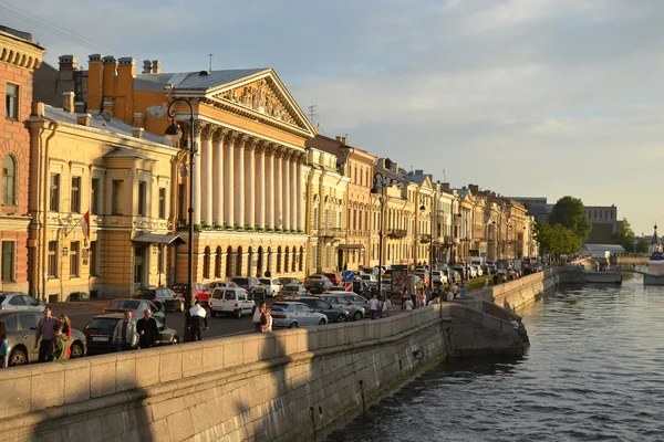 De Engelse embankment in Sint-Petersburg — Stockfoto