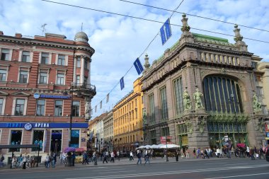 nevsky Prospekt'e içinde eliseyev emporium.