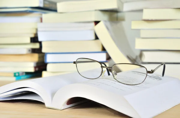 Glasses put on the book — Stock Photo, Image