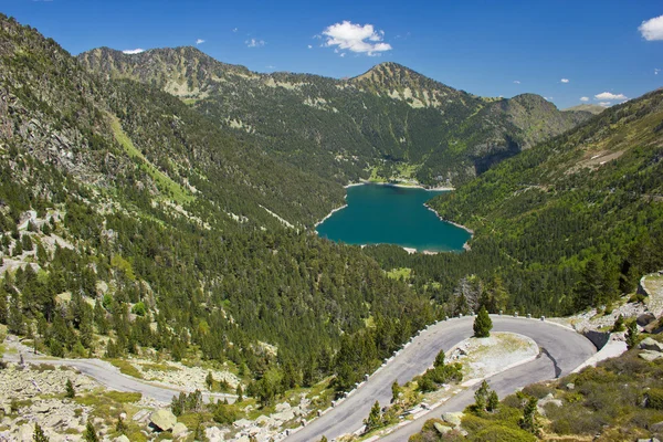 Jezioro oredon w Pirenejach francuski — Zdjęcie stockowe