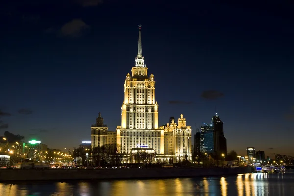Moscú, hotel "Ucrania" ("Radisson Royal ") — Foto de Stock