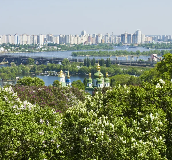 Kiev, Vydubictkiy Mihaylovskiy monastery — Stock Photo, Image