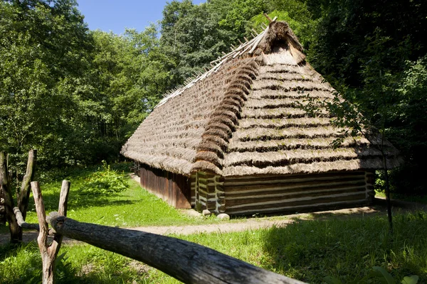전통 목조 가옥 — 스톡 사진