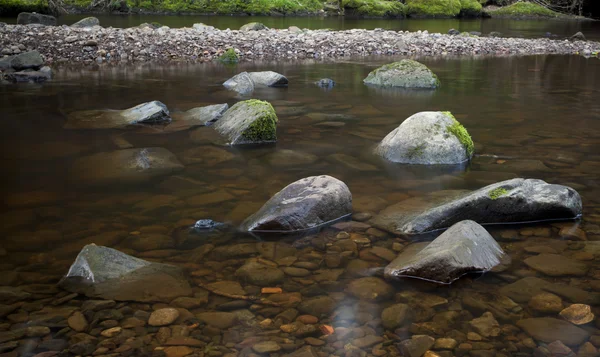 Freshwater river in Edinburgh - Scotland — Stock Photo, Image