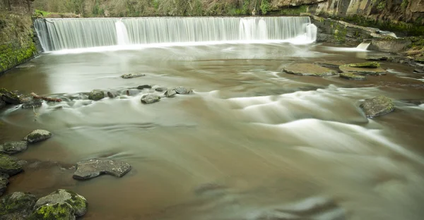 Rzeka migdałów w Edynburgu, Szkocja — Zdjęcie stockowe