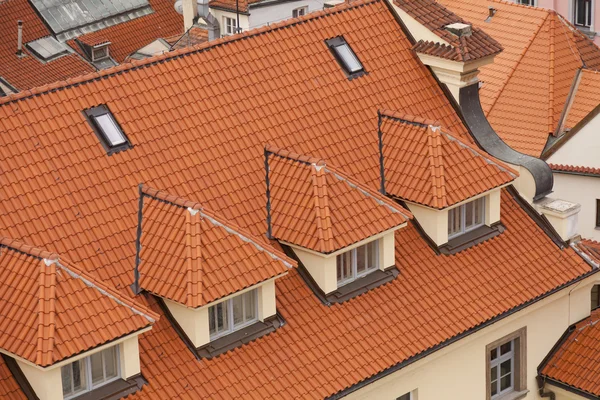 Dachy w Pradze — Zdjęcie stockowe