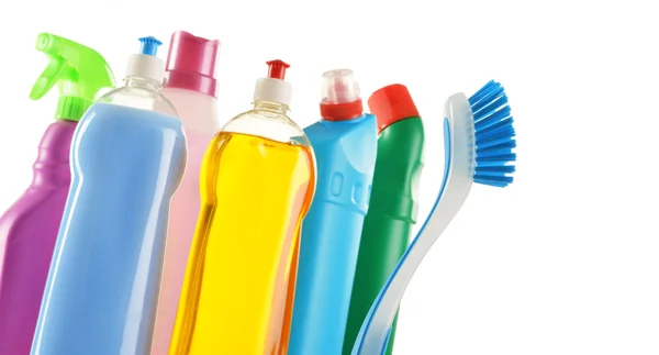 Botellas de detergente aisladas en blanco — Foto de Stock