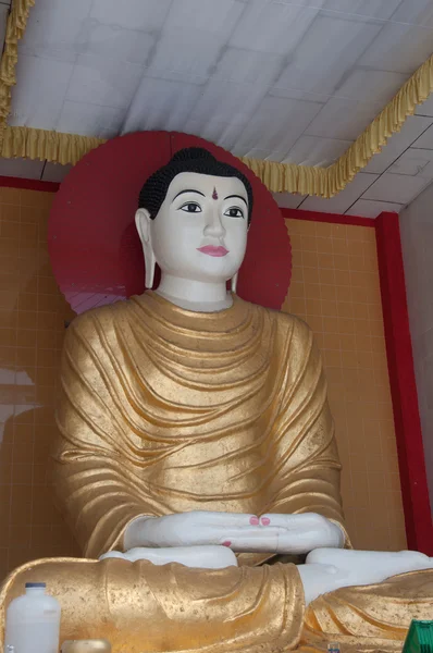 Socha Buddhy v republice myanmar unie — Stock fotografie