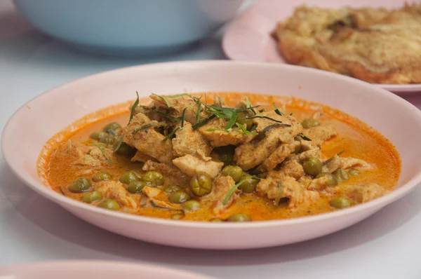 Zupa curry z kurczaka — Zdjęcie stockowe