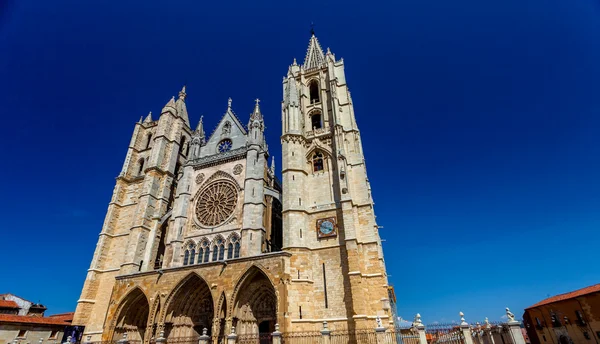 レオン、スペインの大聖堂 — ストック写真