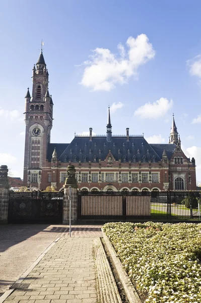 Peace Palace in Hague, Netherlands — Stock Photo, Image