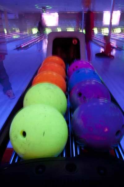 Kosmisches Bowling — Stockfoto