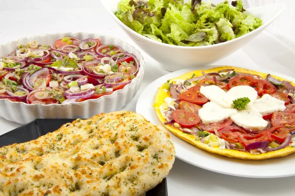 Köstlicher frischer Salat — Stockfoto