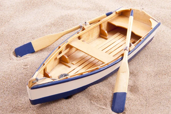 Klasyczna mała łódź — Zdjęcie stockowe