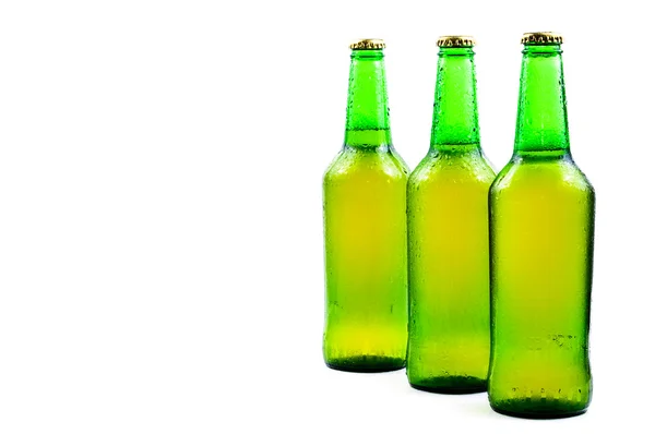 Спітніла пляшка пива — стокове фото