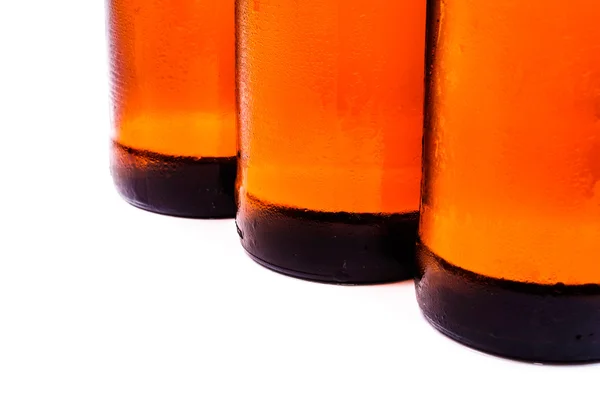 Botella de cerveza sudorosa — Foto de Stock