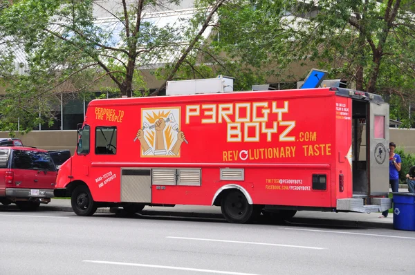 Perogy boyz voedsel vrachtwagen — Stockfoto