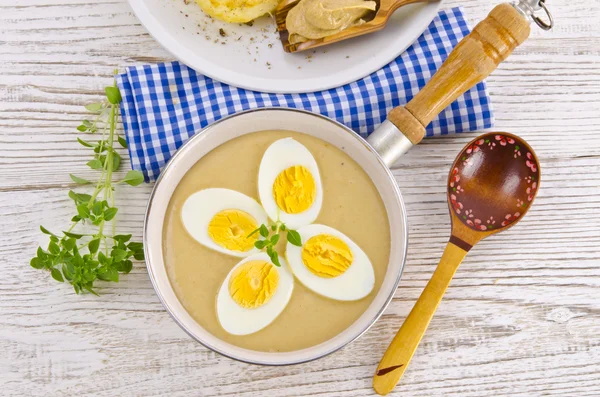マスタードソースの卵 — ストック写真
