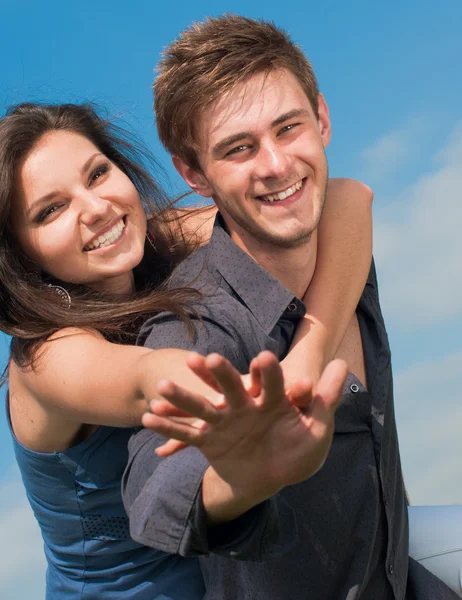 Happy teen couple — Stock Photo, Image