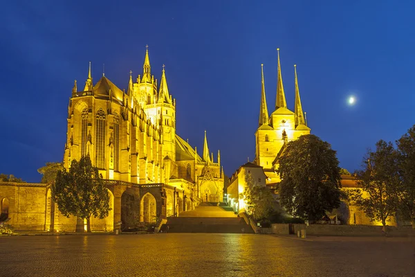 Catedral de Erfurt por la noche —  Fotos de Stock