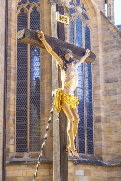 Jesús en la cruz en la cúpula de Erfurt —  Fotos de Stock