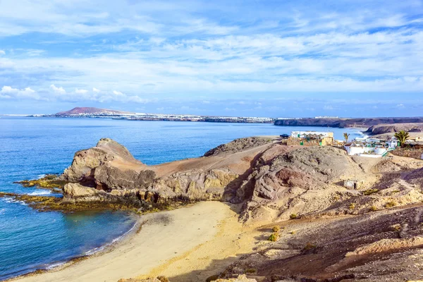 Pláž Playa de papagayo na lanzarote, Kanárské ostrovy, — Stock fotografie