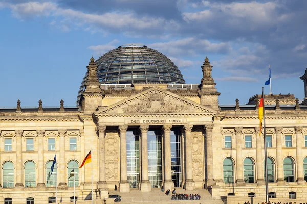 Reichstag célèbre à Berlin, Allemagne — Photo