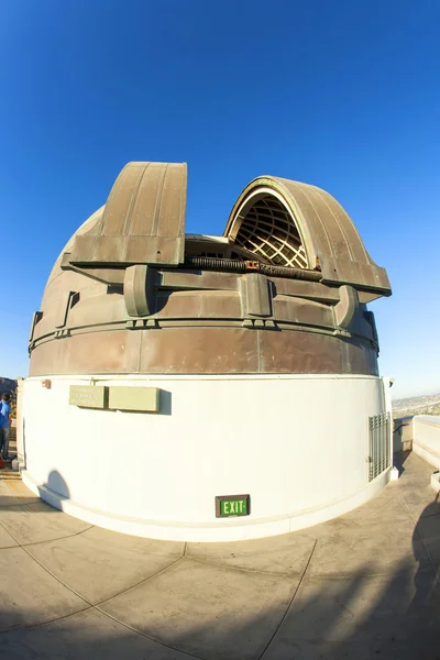 Famoso observatorio Griffith en Los Ángeles — Foto de Stock