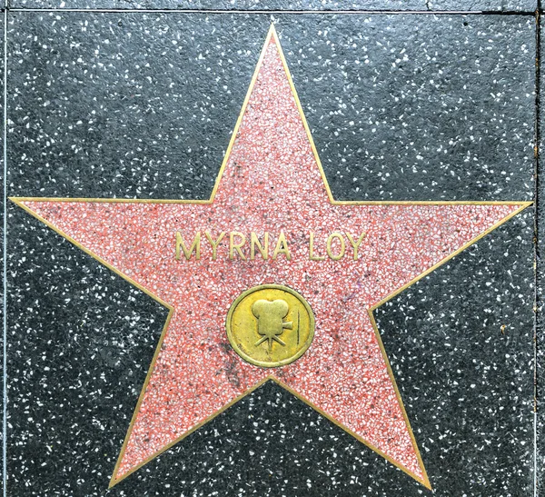 Myrna loy je hvězdou na Hollywoodském chodníku slávy — Stock fotografie
