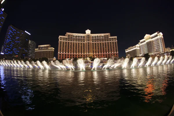 Famoso Hotel Bellagio con juegos de agua en Las Vegas —  Fotos de Stock