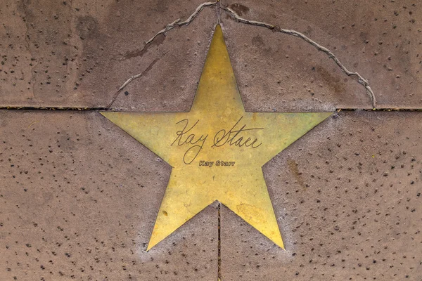 星级的凯在人行道上的凤凰城，亚利桑那州的斯塔尔. — 图库照片