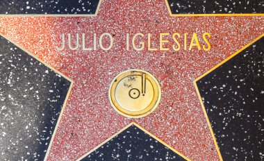 Julio Iglesias yıldızı hollywood Şöhret Kaldırımı