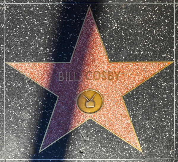 Bill cosby z gwiazdą na hollywood spacerem sławy — Zdjęcie stockowe