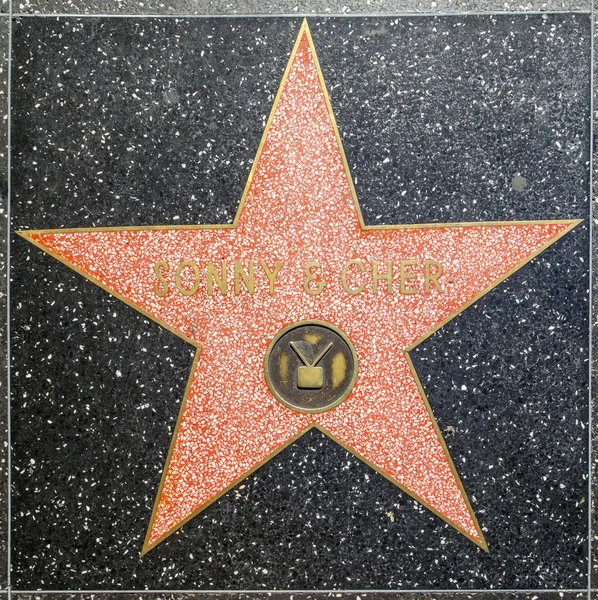 Sonny en cher's ster op de hollywood lopen van roem — Stockfoto