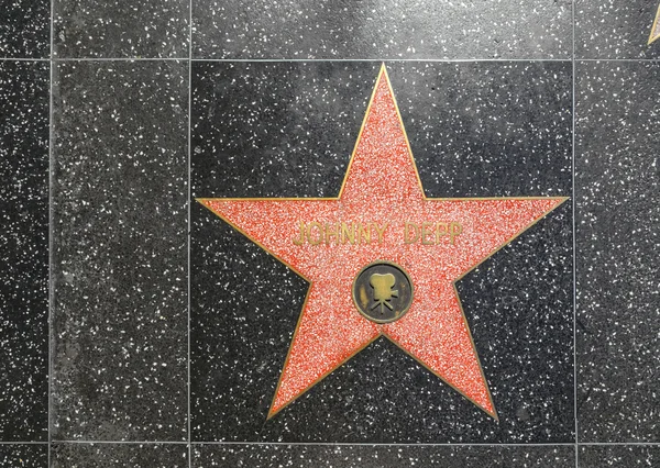 Τζόνι Ντεπ του αστέρι στο hollywood με τα πόδια της φήμης — Φωτογραφία Αρχείου