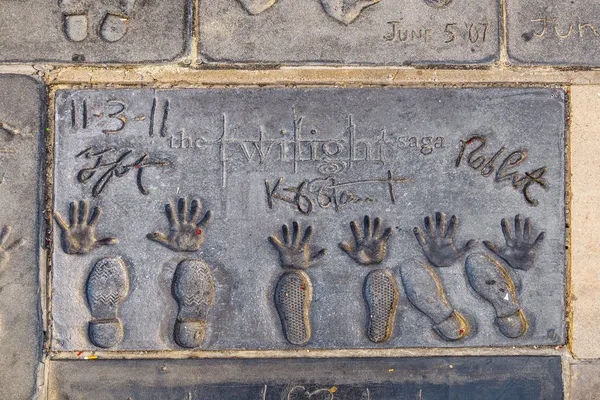 Otisky rukou v hollywood boulevard v betonu Číňanů — Stock fotografie