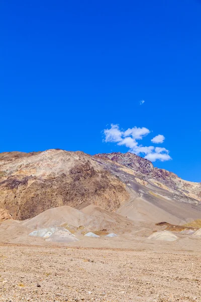 Belas formações rochosas artistas dirigem no Vale da Morte — Fotografia de Stock