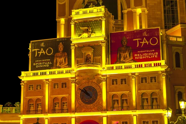 Facade of clocktower of the Venetian Resort Hotel & Casino — Stock Photo, Image