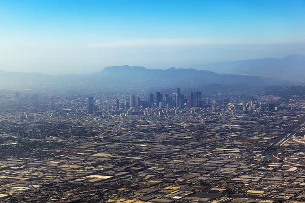 Aérea de Los Angeles em nevoeiro — Fotografia de Stock