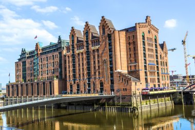 speicherstadt Hamburg kırmızı evler tuğla kaplı