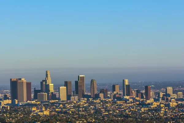 Vista para o centro de Los Angeles no final da tarde — Fotografia de Stock