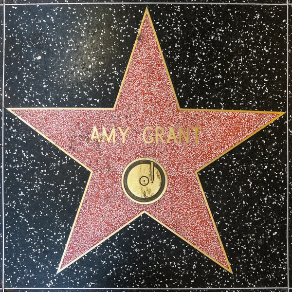 Amy uděluje hvězdu na Hollywoodském chodníku slávy — Stock fotografie