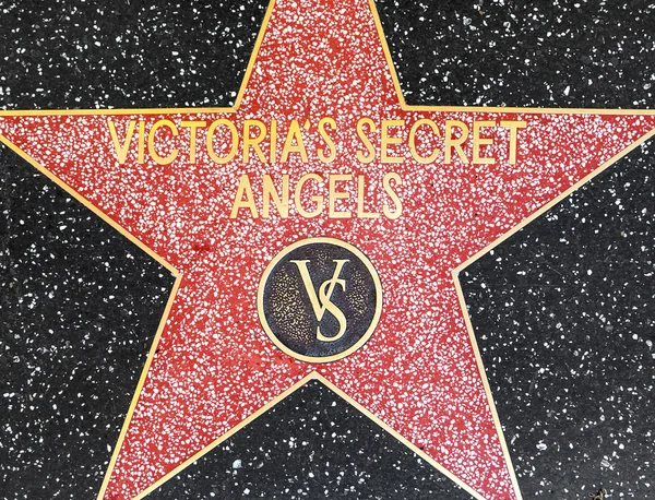 Victoria Secret Angels star on Hollywood Walk of Fame — Stock Photo, Image
