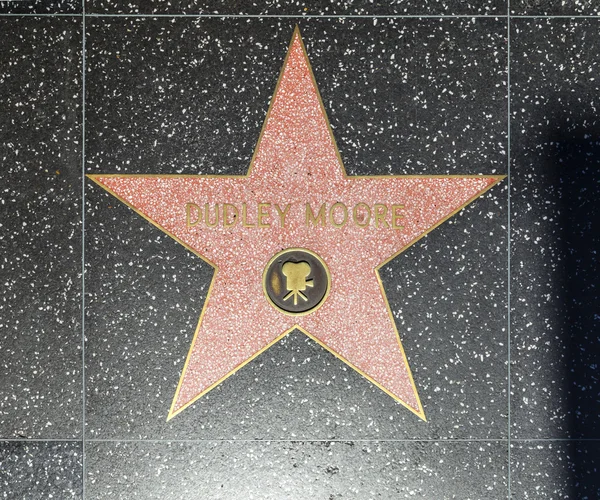 杜德利摩尔明星上的名望好莱坞步行 — 图库照片