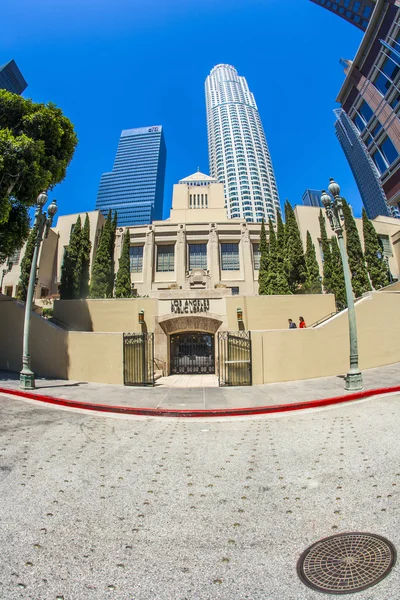 Biblioteca pública no centro de Los Angeles — Fotografia de Stock