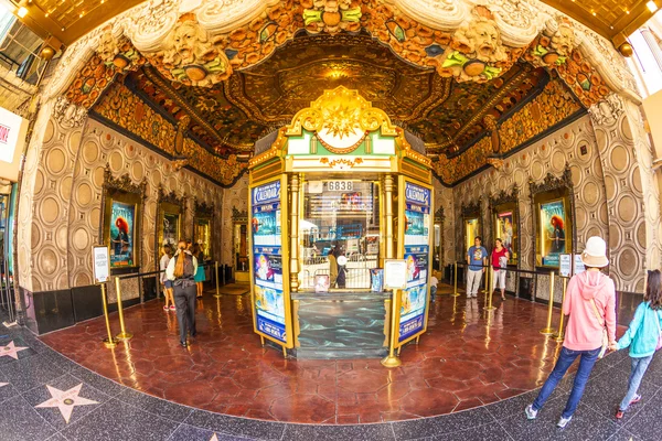 Entrance of El Capitan Theatre — Stock Photo, Image